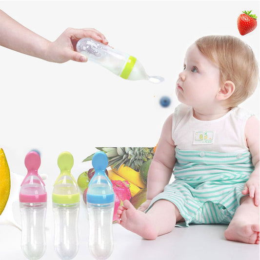 Safe Newborn Baby Feeding Bottle And Toddler Silicone Squeeze Feeding Spoon
