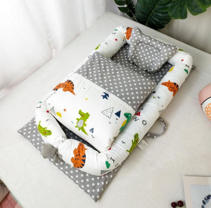 Anti-Pressure Newborn Foldable And Portable Crib